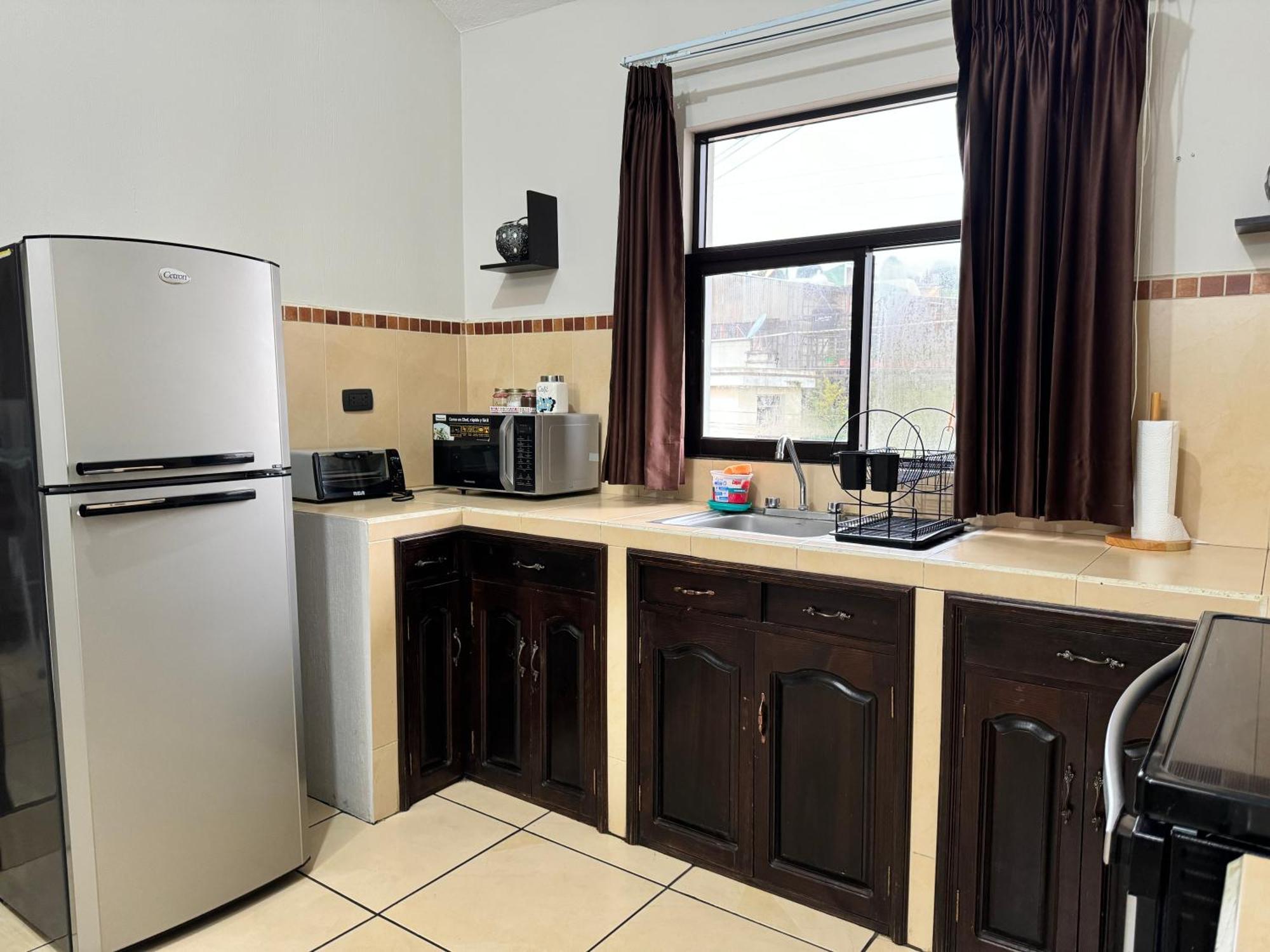 Amplio Apartamento, En Colonia Cerezos, Tercer Nivel Lägenhet Quetzaltenango Exteriör bild